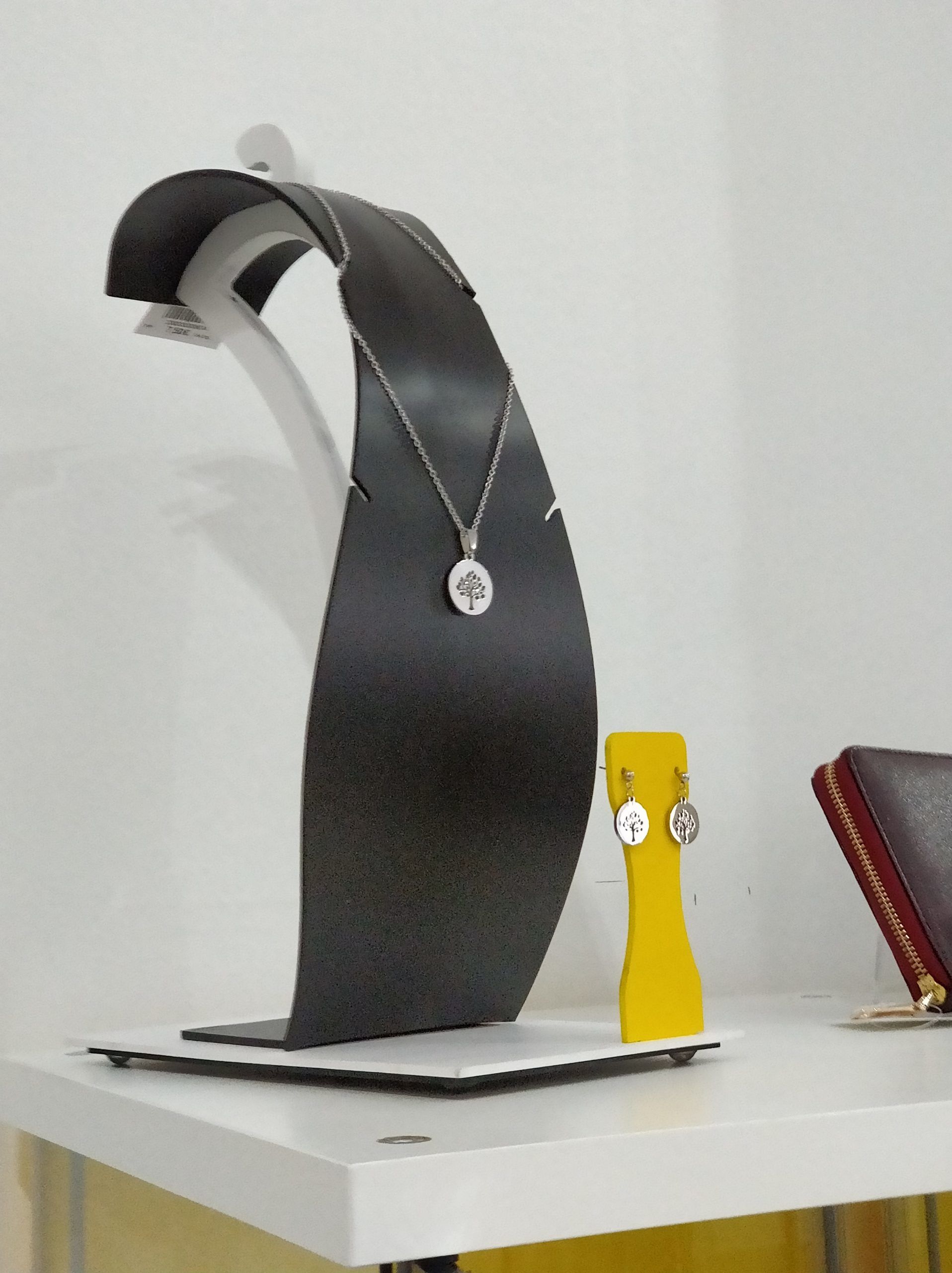 expositor de bijuteria em pvc